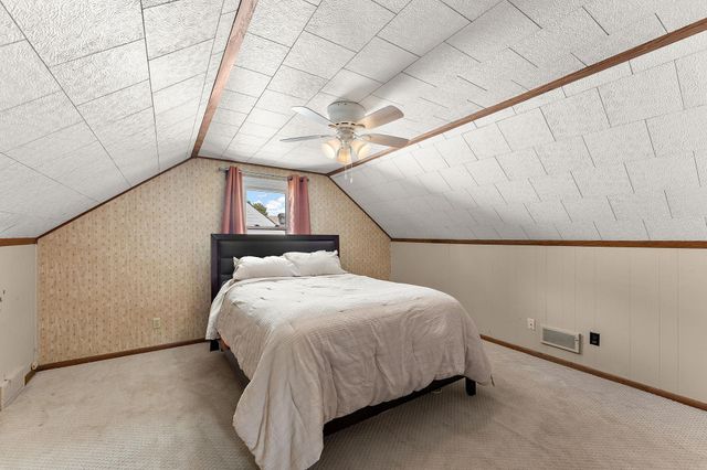 828 3rd Avenue S, South Saint Paul, MN 55075
