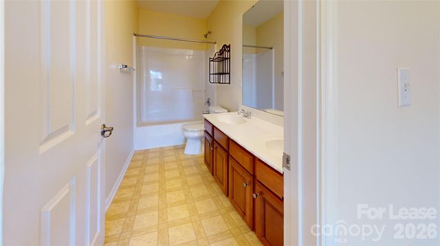 2102 Big Pine Drive, Matthews, NC 28105