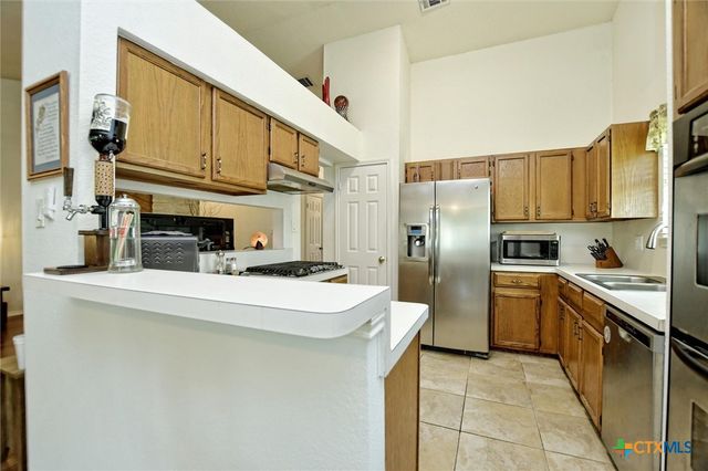 1002 W Noton Street, Pflugerville, TX 78660