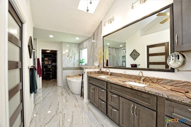 1002 W Noton Street, Pflugerville, TX 78660