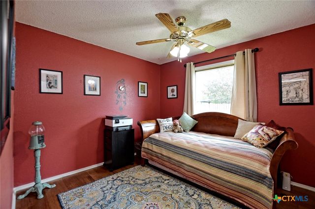 1002 W Noton Street, Pflugerville, TX 78660