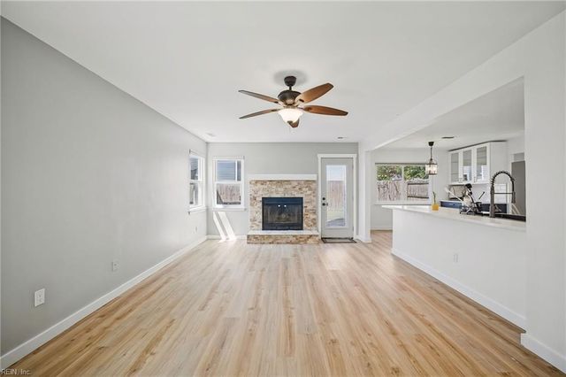 505 Summer Lake LN, Virginia Beach, VA 23454