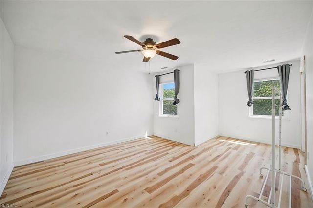 505 Summer Lake LN, Virginia Beach, VA 23454