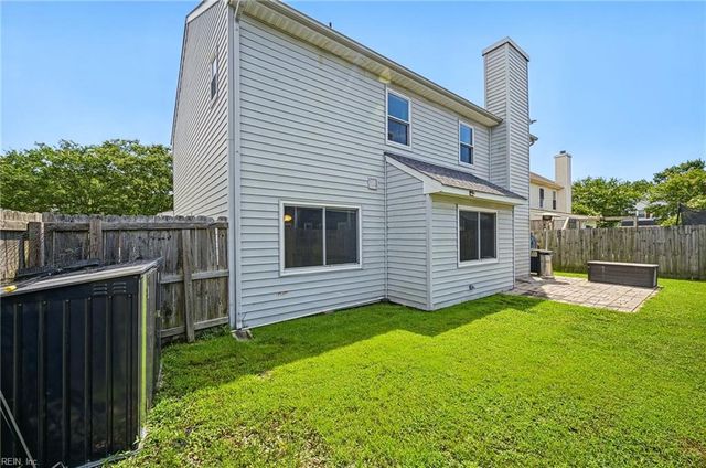 505 Summer Lake LN, Virginia Beach, VA 23454