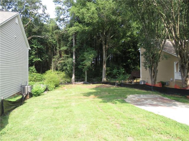 429 Orchard Drive, Stone Mountain, GA 30083