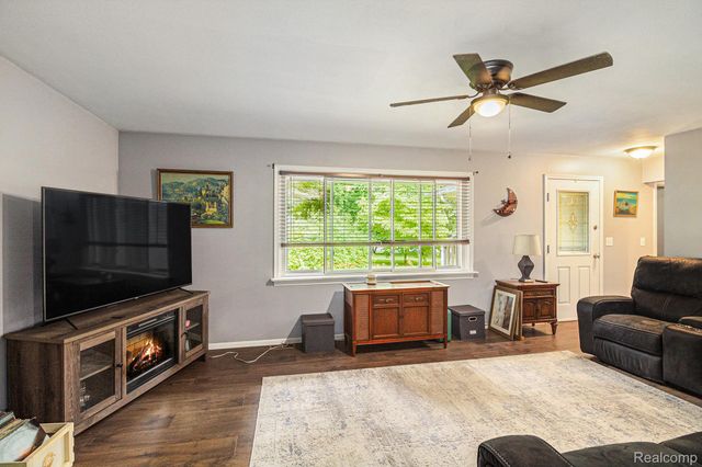 7047 BIRCHWOOD Drive, Genesee Charter Township, MI 48458