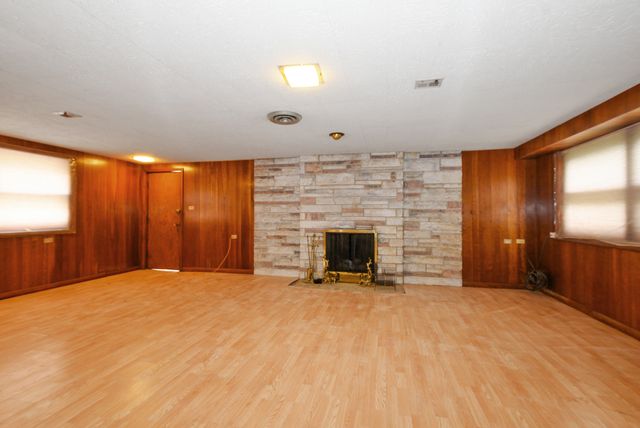 6238 W 63rd Street, Chicago, IL 60638