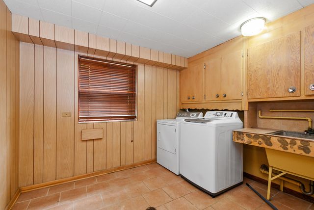 6238 W 63rd Street, Chicago, IL 60638
