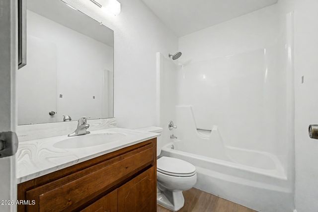 5207 S HAZELTON Lane, Tempe, AZ 85283
