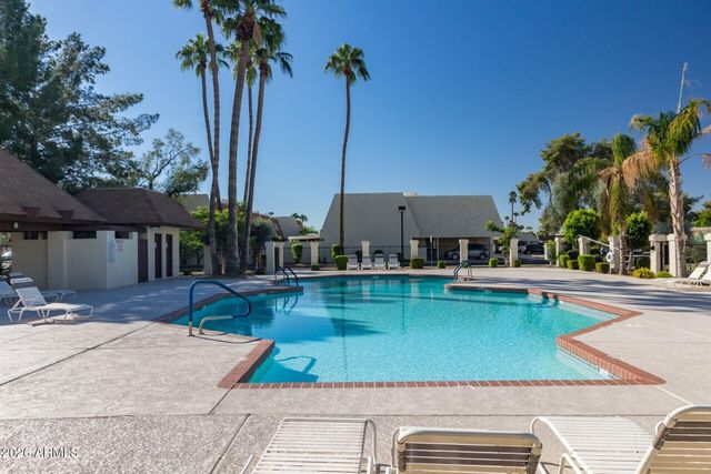 5207 S HAZELTON Lane, Tempe, AZ 85283