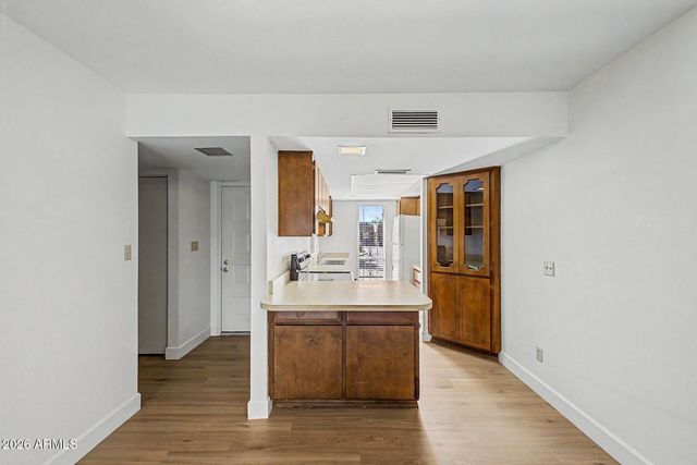 5207 S HAZELTON Lane, Tempe, AZ 85283