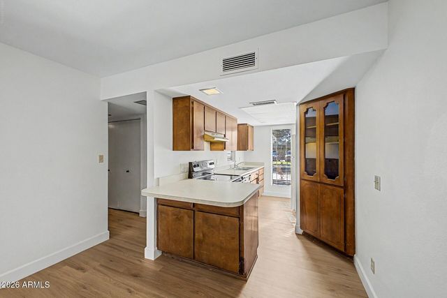 5207 S HAZELTON Lane, Tempe, AZ 85283