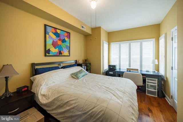 2217 LEAGUE ST, Philadelphia, PA 19146