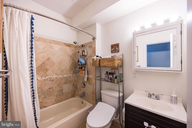 2217 LEAGUE ST, Philadelphia, PA 19146