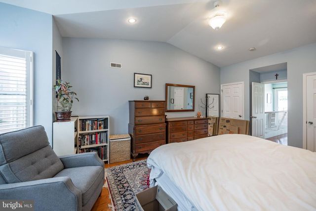 2217 LEAGUE ST, Philadelphia, PA 19146