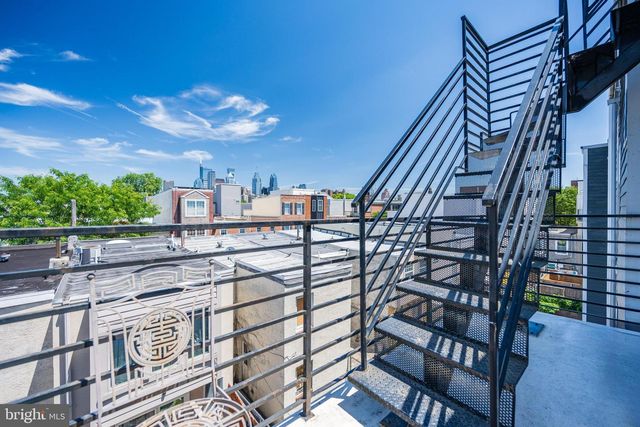 2217 LEAGUE ST, Philadelphia, PA 19146