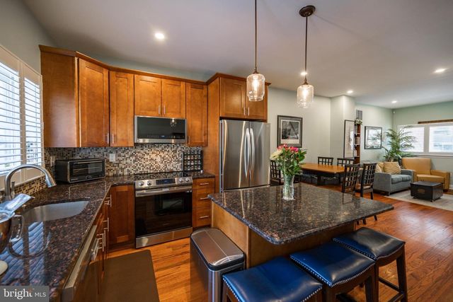 2217 LEAGUE ST, Philadelphia, PA 19146