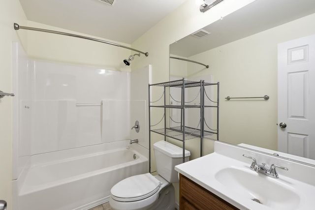 19512 E Knox Ave, Liberty Lake, WA 99016