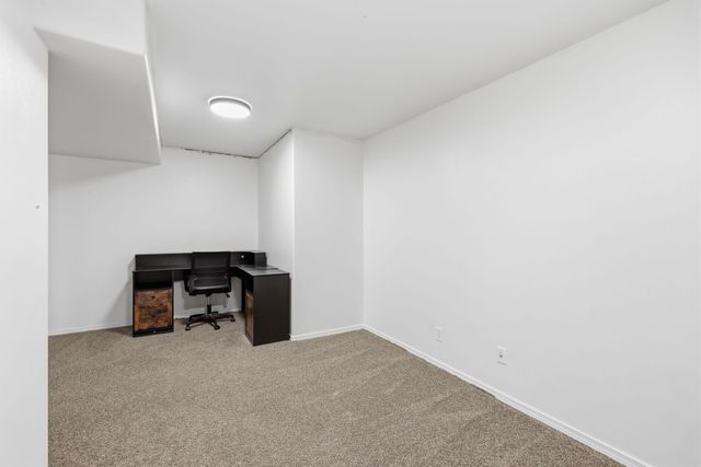 19512 E Knox Ave, Liberty Lake, WA 99016