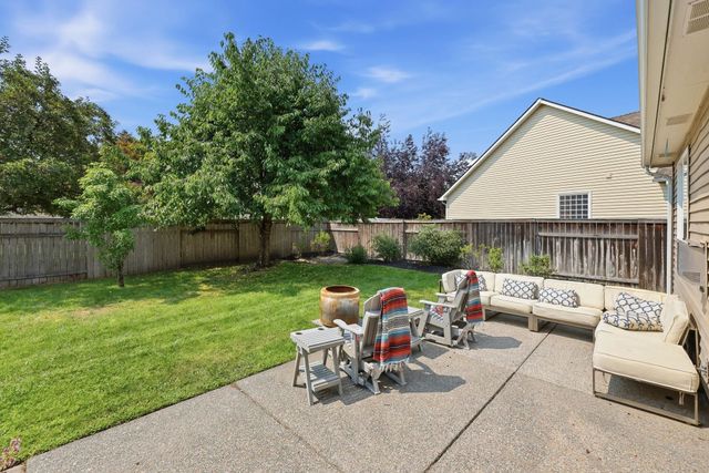 19512 E Knox Ave, Liberty Lake, WA 99016