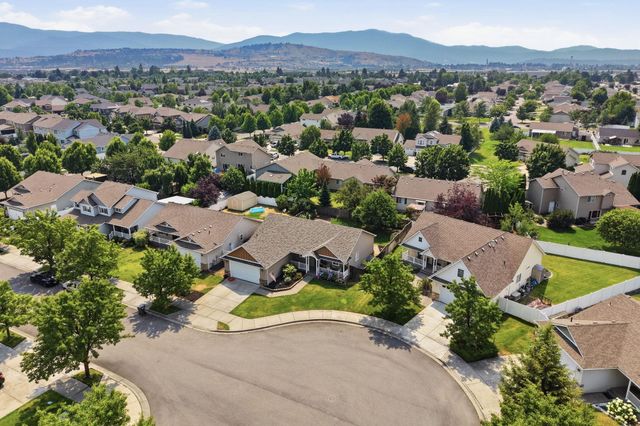 19512 E Knox Ave, Liberty Lake, WA 99016
