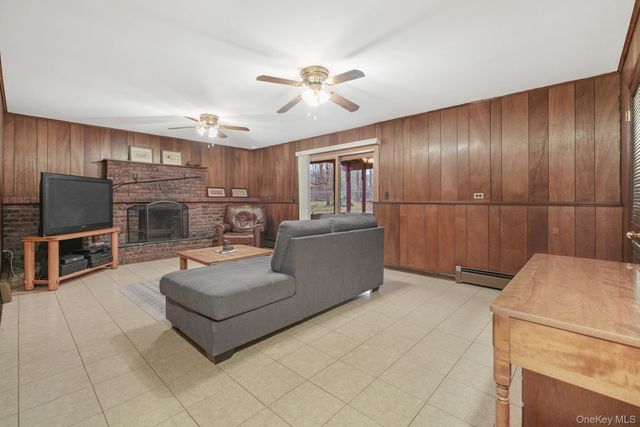 15 Marget Ann Lane, Montebello, NY 10901