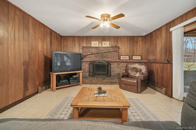 15 Marget Ann Lane, Montebello, NY 10901