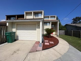 94 5th Street, Shalimar, FL 32579