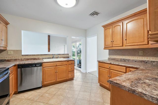 1431 S Ocean Boulevard 87, Lauderdale By The Sea, FL 33062