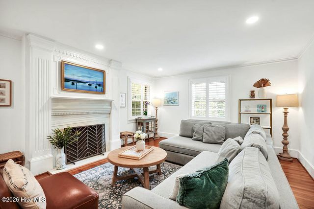 1413 Hawthorne Road, Wilmington, NC 28403