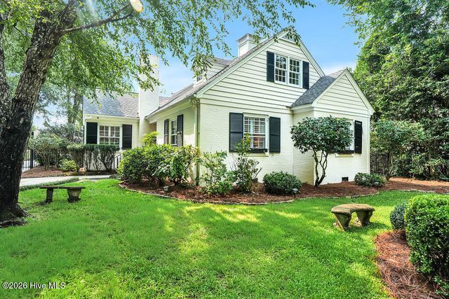 1413 Hawthorne Road, Wilmington, NC 28403