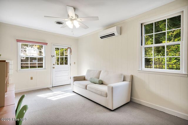 1413 Hawthorne Road, Wilmington, NC 28403