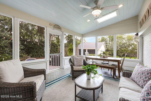 1413 Hawthorne Road, Wilmington, NC 28403