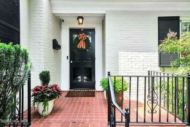 1413 Hawthorne Road, Wilmington, NC 28403