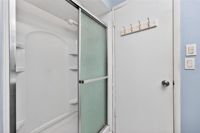 3972 OVERLOOK BEND 28, Sarasota, FL 34232