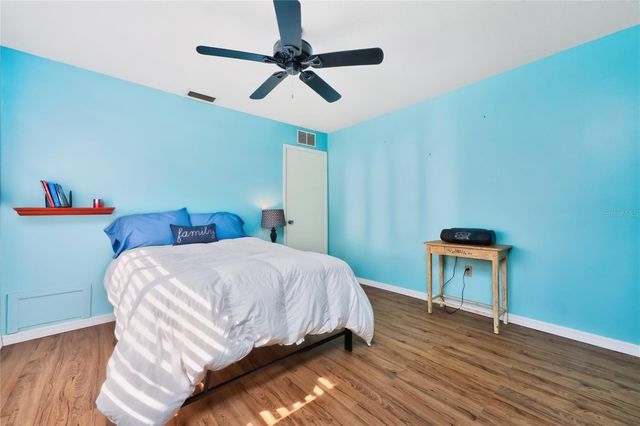 3972 OVERLOOK BEND 28, Sarasota, FL 34232