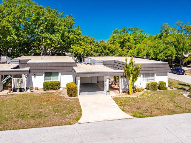 3972 OVERLOOK BEND 28, Sarasota, FL 34232