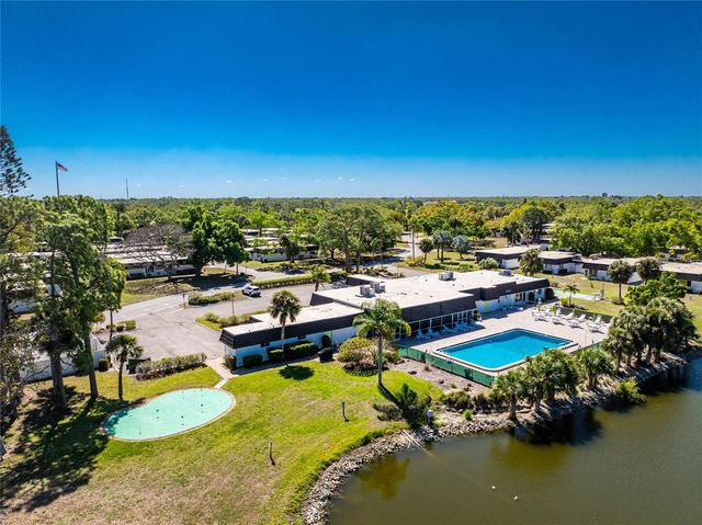 3972 OVERLOOK BEND 28, Sarasota, FL 34232