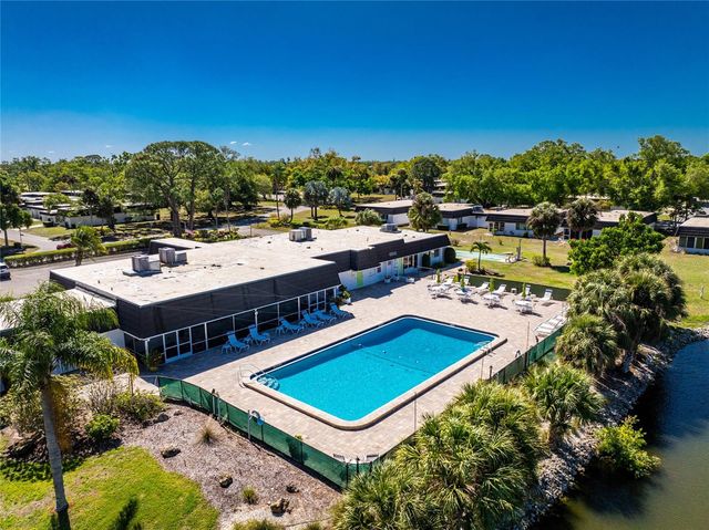 3972 OVERLOOK BEND 28, Sarasota, FL 34232