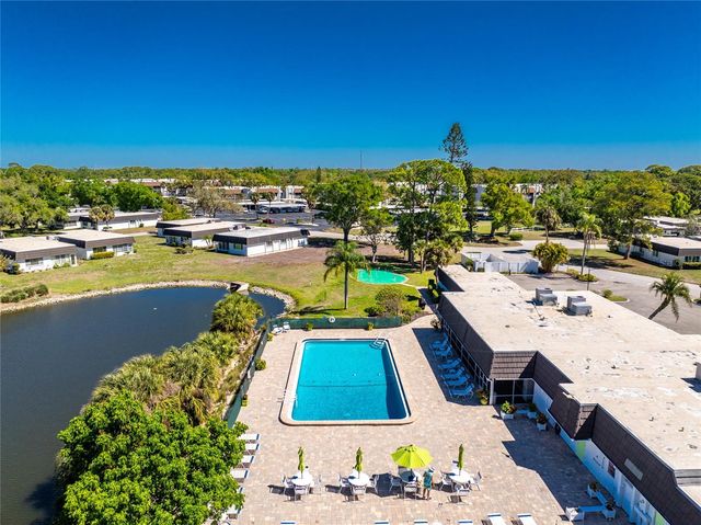 3972 OVERLOOK BEND 28, Sarasota, FL 34232