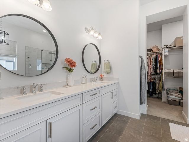 1223 E HOLLYHOCK WAY, Layton, UT 84040