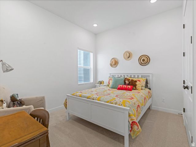 1223 E HOLLYHOCK WAY, Layton, UT 84040