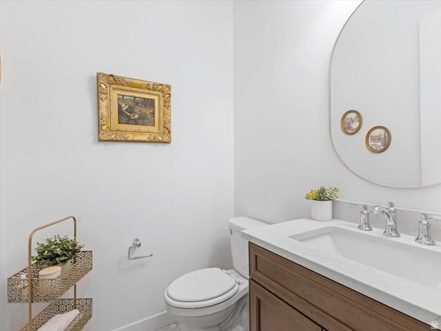1223 E HOLLYHOCK WAY, Layton, UT 84040
