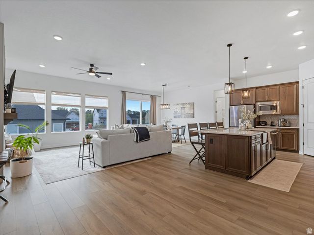 1223 E HOLLYHOCK WAY, Layton, UT 84040