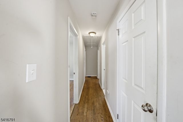 6 Tomahawk Trl, Jefferson Twp., NJ 07849