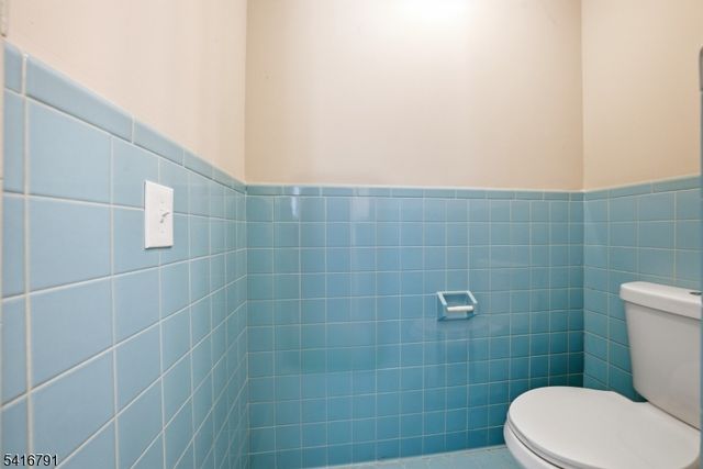 6 Tomahawk Trl, Jefferson Twp., NJ 07849