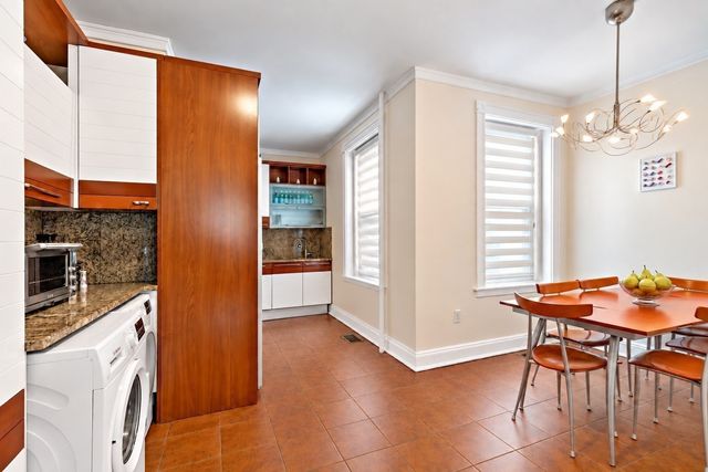 1244 Beacon St 1, Brookline, MA 02446