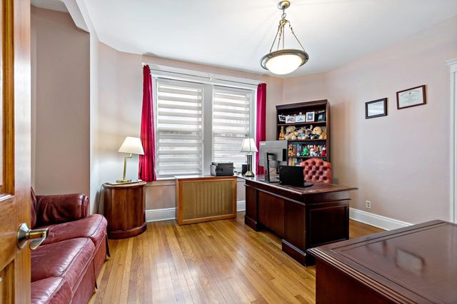 1244 Beacon St 1, Brookline, MA 02446