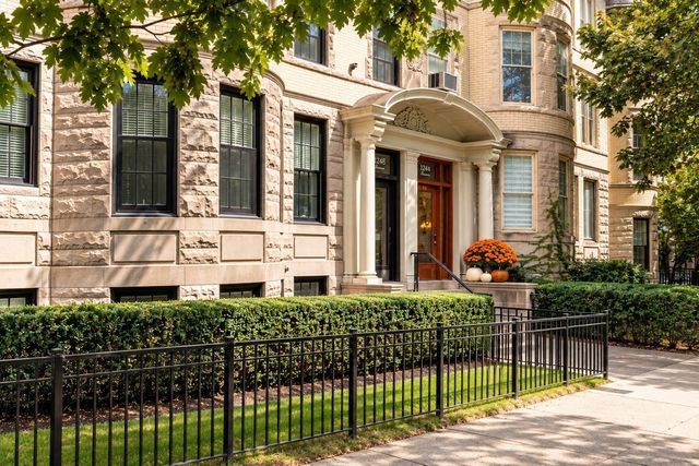 1244 Beacon St 1, Brookline, MA 02446