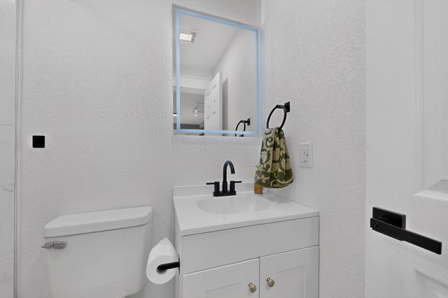 429 S Walker Street, Mesquite, TX 75149